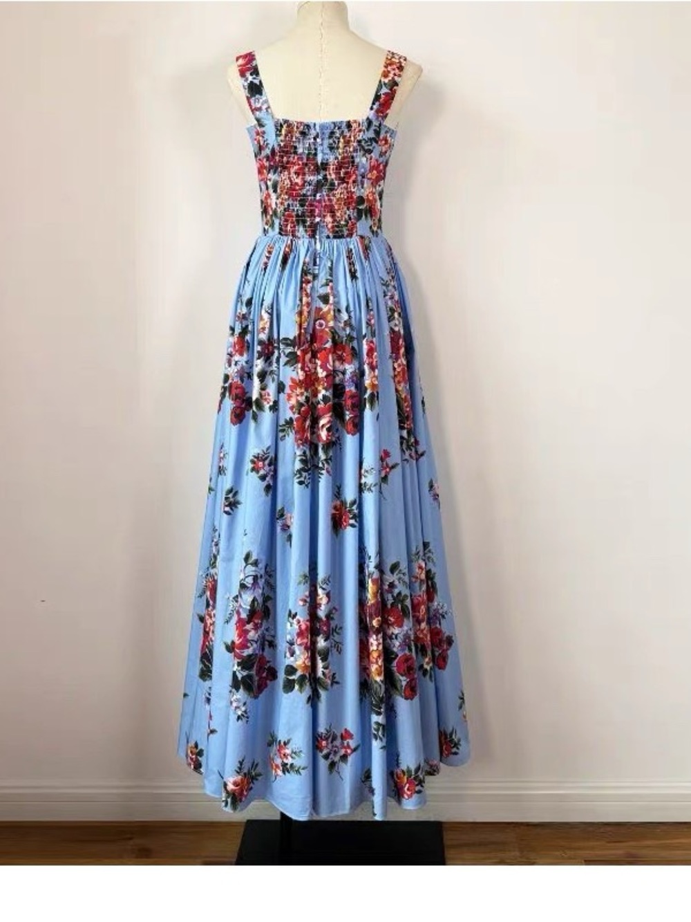 Luxury 100% Cotton Blue Floral Maxi Dress with Red Rose Print - Picture 2 of 14